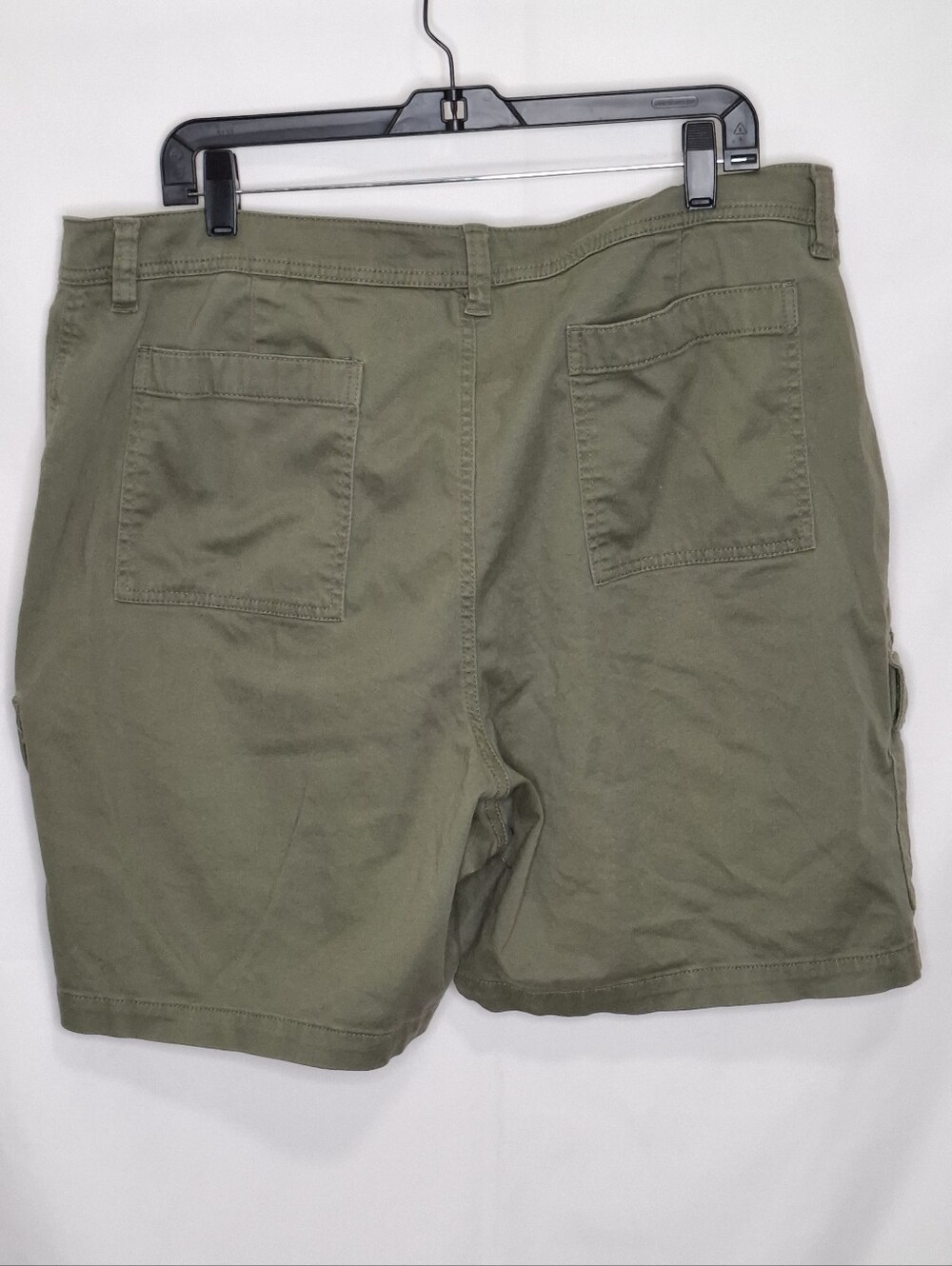 LL Bean Womens Cargo Shorts Green Size 18 - Picture 2 of 9